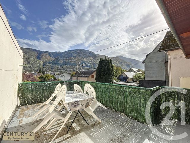 Appartement T4 à vendre - 3 pièces - 56.1 m2 - BAGNERES DE LUCHON - 31 - MIDI-PYRENEES - Century 21 Pyrénées Immo